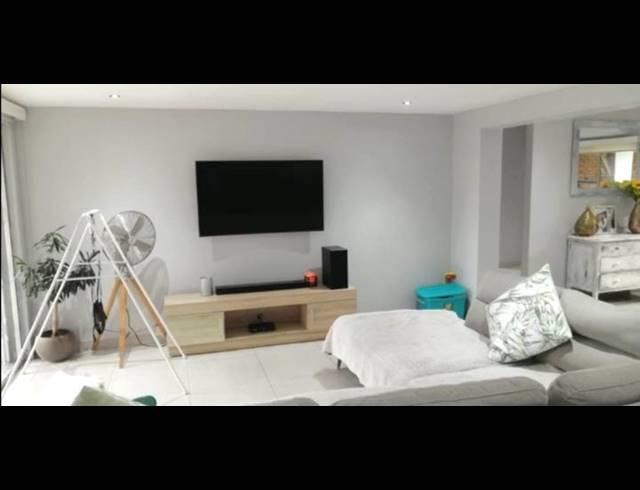 3 BEDROOM HOUSE FOR SALE IN MEER EN SEE